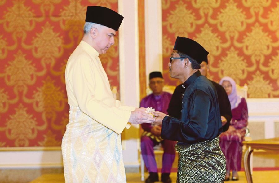 Perak PH chairman Ahmad Faizal is 12th state Menteri Besar ...