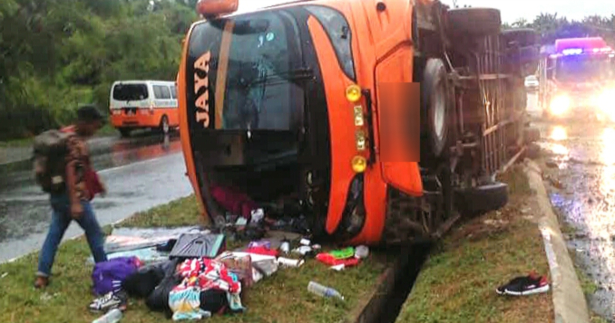 Seven hurt after express bus overturns in Tawau | New Straits Times