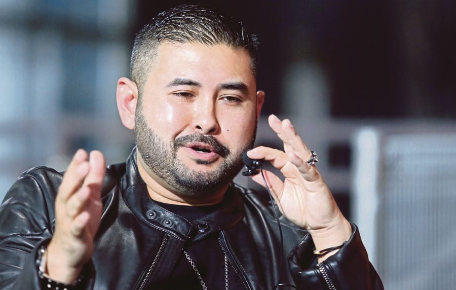 TMJ on Msian football team Some players should not be in 