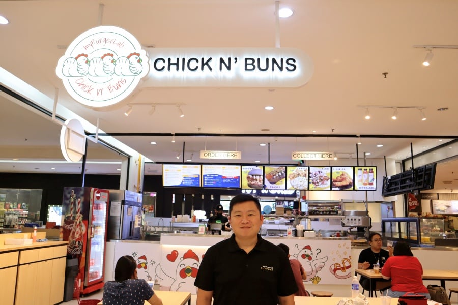  Chin Ren Yi says he plans to open two more Chick N’ Buns express outlets in the next two years.