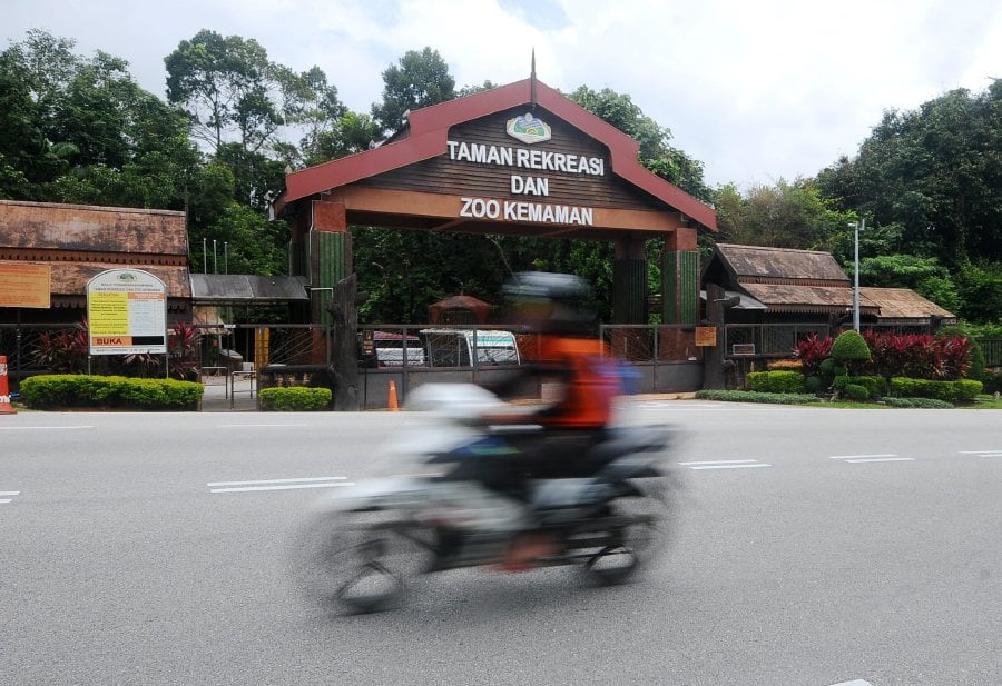 Authorities Rubbish Claims Of Abuse Poor Living Conditions At Kemaman Zoo