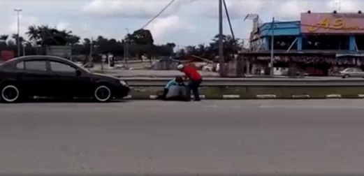 Air Hitam Toll Plaza Abuse Video Shocks Netizens