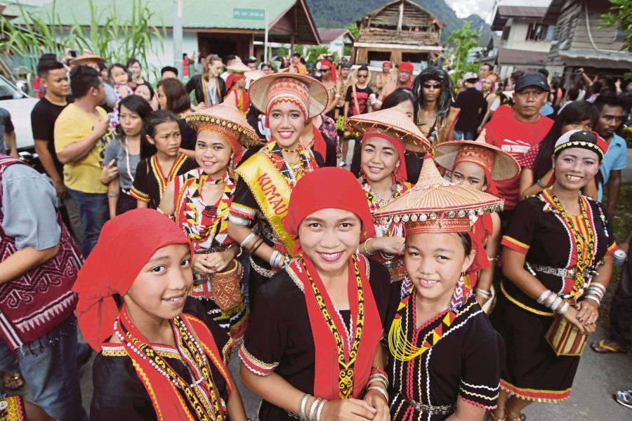 Residents celebrating Gawai in Serian, Sarawak, last month. Pix by Aziah Azmee