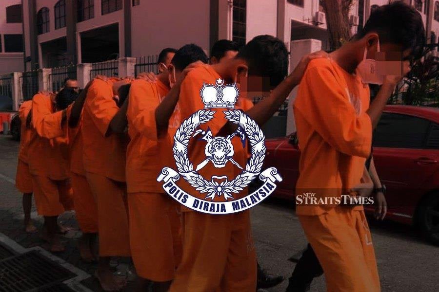 Police Complete Investigation Paper Over JB Schoolboy Assault | New ...