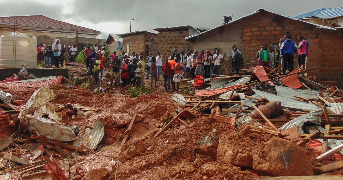 312 dead as mudslides, flooding sweep through Sierra Leone capital ...