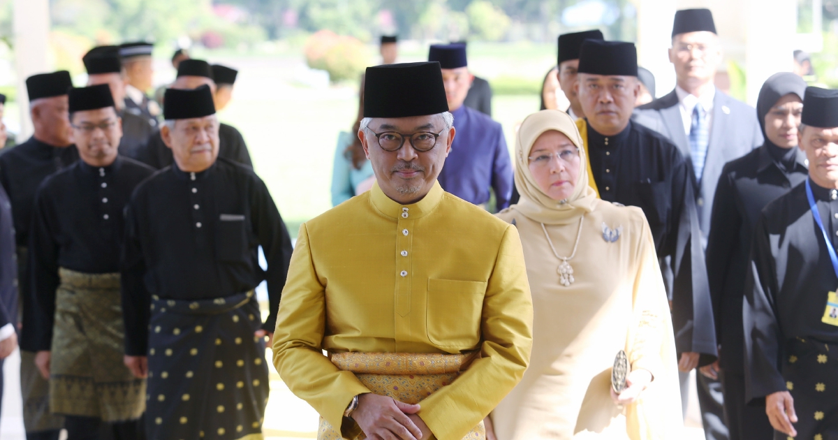 Sultan Abdullah Fights Back Tears Recalling The Contribution Of His Father