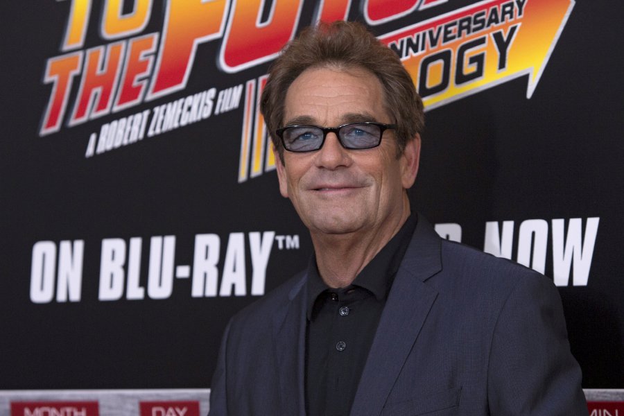 Huey lewis. Хьюи Льюис. Huey Lewis & the News. Группа Huey Lewis and the News. Хьюи Льюис назад в будущее.