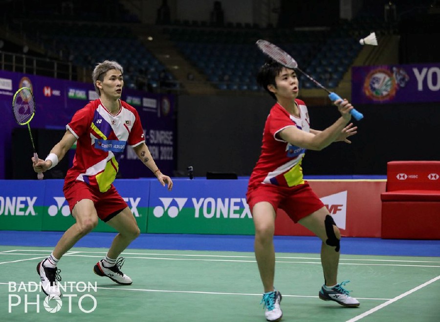 National mixed doubles pair Chen Tang Jie-Peck Yen Wei fluffed their lines when it mattered most and missed the chance to win a maiden major title when they lost 15-21, 18-21 to Singapore's Terry Hee Yong Kai-Tan Wei Han in the final of the India Open today. -Pic credit to Facebook BAM