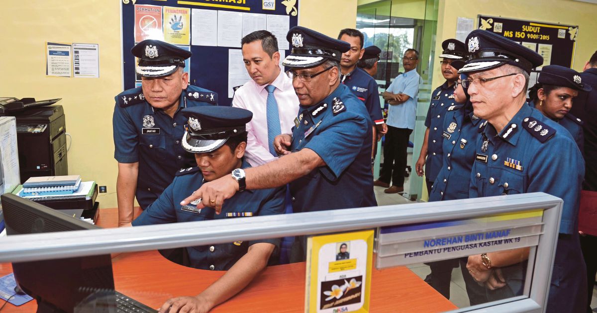 Customs To Start Internal Probe On Six Klia Officers Caught Aiding Drug Smugglers