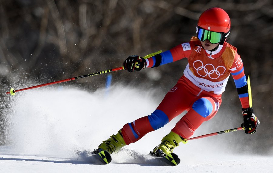 Where eagles dare: tardy North Korean skier wins Olympic hearts | New ...