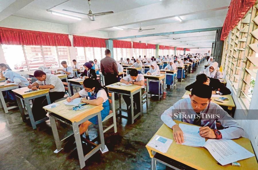 The Education Ministry today announced the cancellation of this year's Form Three Assessment (PT3) and abolishment of Ujian Pencapaian Sekolah Rendah (UPSR). -NSTP/EIZAIRI SHAMSUDIN