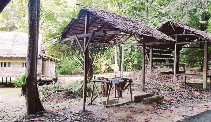 Some traditional houses and huts at the Sabah Museum in Kota Kinabalu are in bad shape and poorly maintained. Pix by Olivia Miwil 