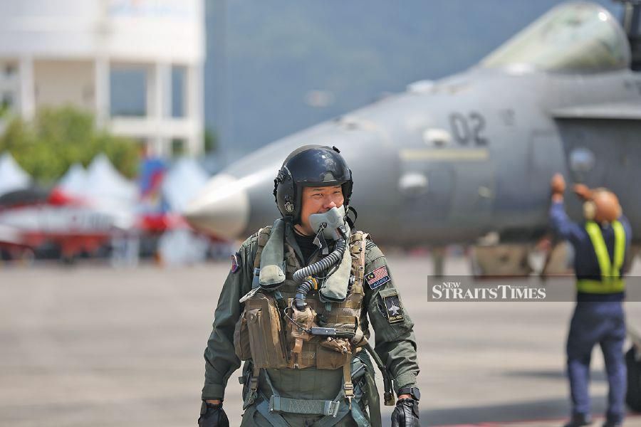 Lt Col Goh Keng Loon, callsign ‘Pacman’, CO of No 18 Squadron, Royal Malaysian Air Force, ‘The Mighty Hornets’. PIC BY GOH AUN HOE