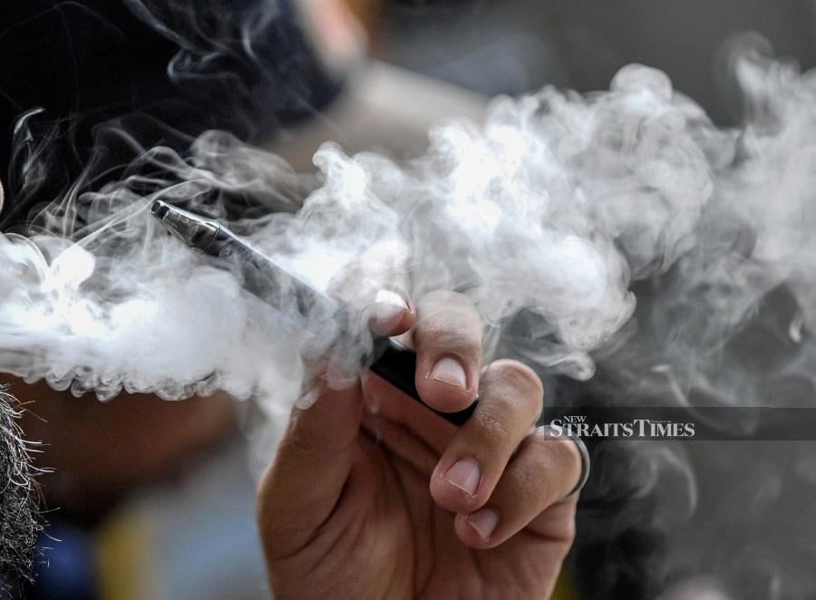 The implications of second hand vaping cannot be ignored any longer as the health risks of secondhand vaping are akin to passive smoking. - NSTP file pic