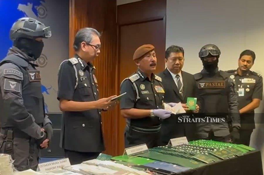 Immigration director-general Datuk Ruslin Jusoh said the department nabbed 14 male Chinese nationals aged between 23 and 39. NSTP/HAZREEN MOHAMAD