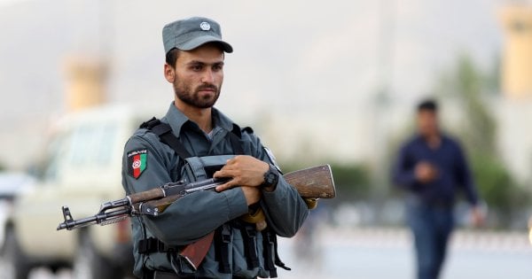 IS fighters in Afghanistan kill at least 15 Taliban | New Straits Times