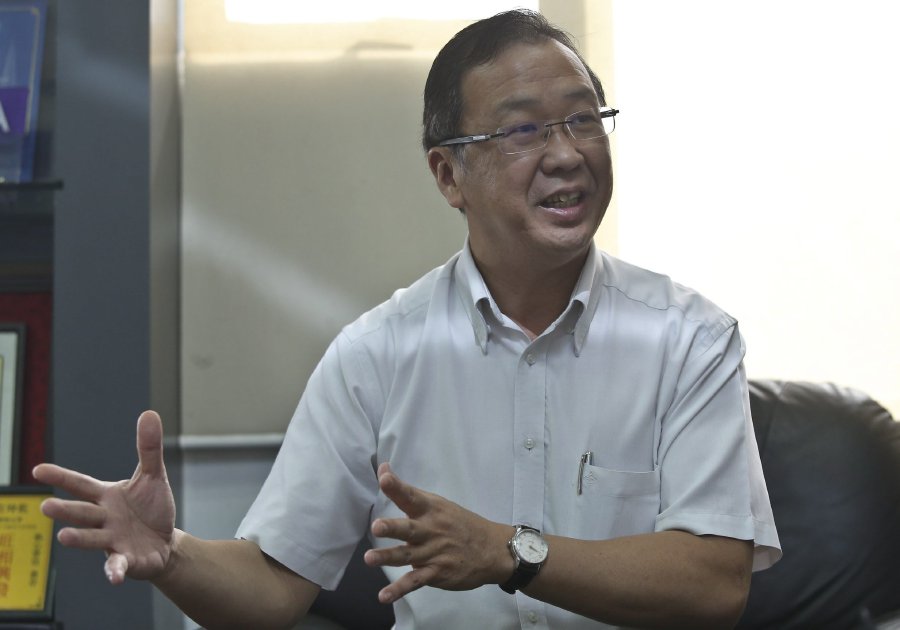 Stop blaming past government for Selangor woes, says 