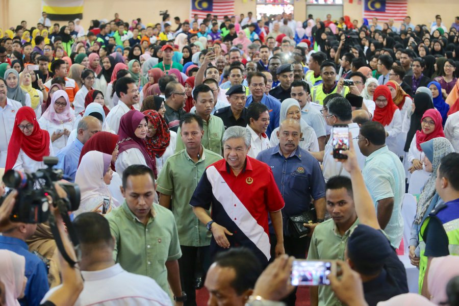 Zahid urges review of medical officers' salary scheme to ...