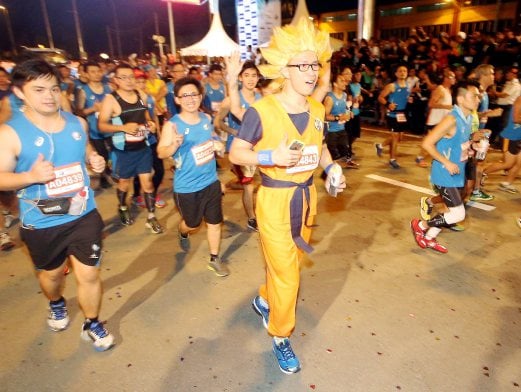 A popular comic character Son Goku of the famed Japanese manga series Dragon Ball pounded the tarmac together with some 60,000 runners at the Penang Bridge International Marathon 2014 earlier today.