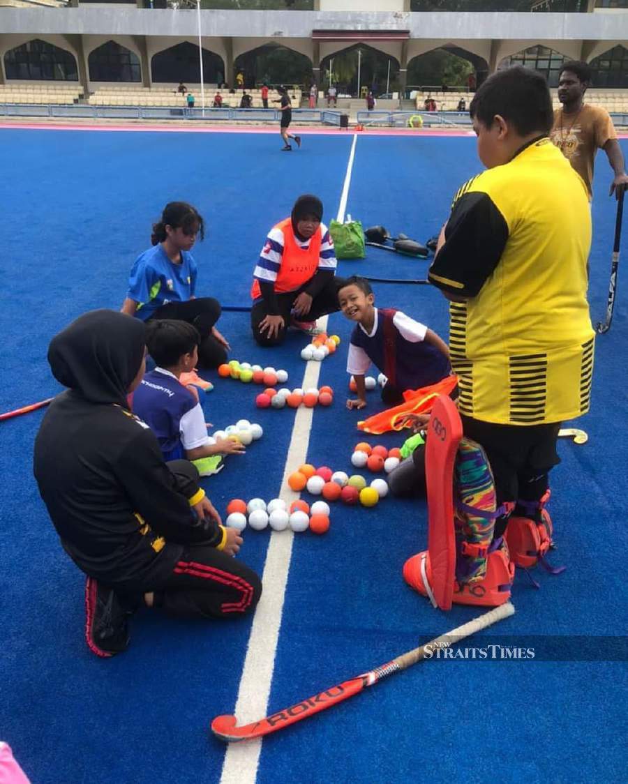Participants at the Under-13 hockey carnival organised by HockAdemy on Saturday. 