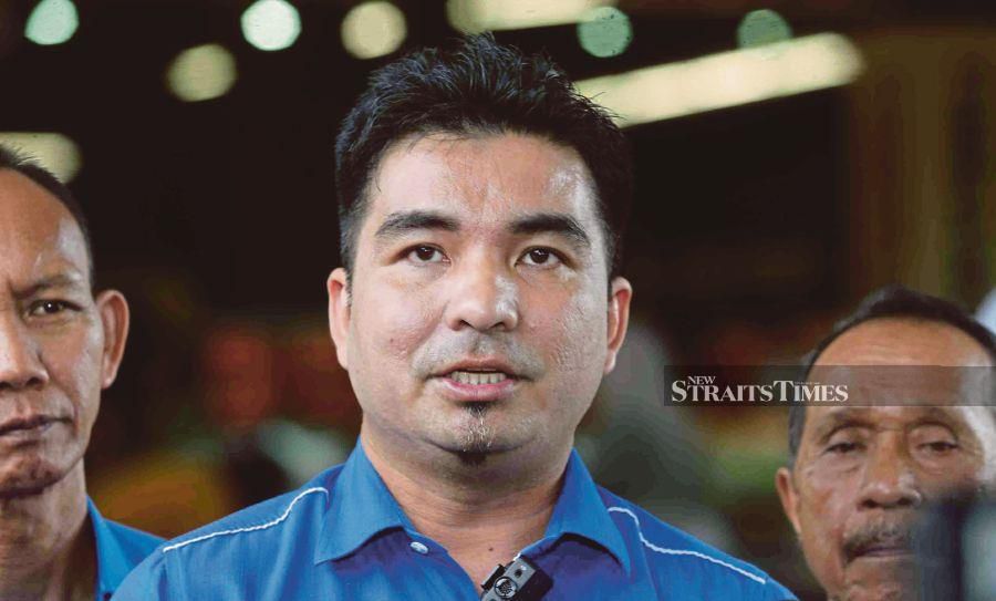 Consumers Association of Kedah president Yusrizal Yusoff says the government should conduct a thorough study on the impact of the two per cent service tax. NSTP file pic