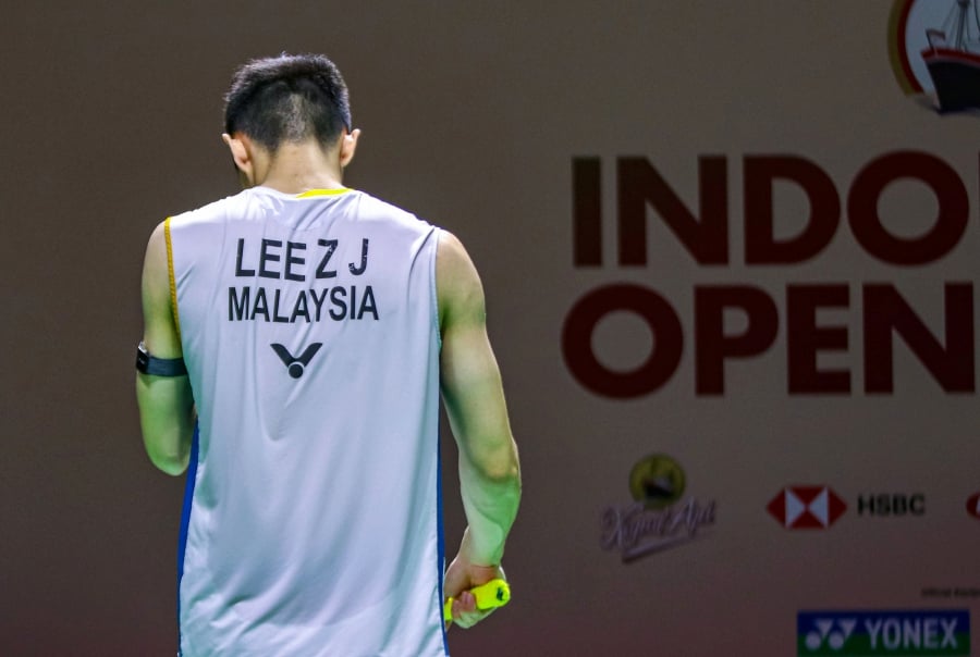 The Lee Zii Jia episode is becoming a pain in Malaysian sports.- BERNAMA Pic