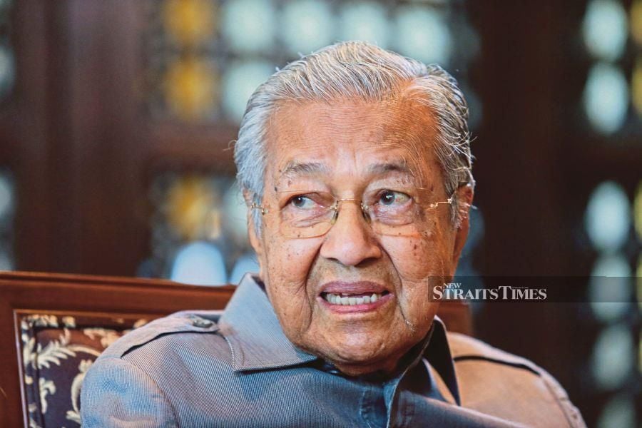 Dr Mahathir called in by police over Facebook postings | New Straits ...