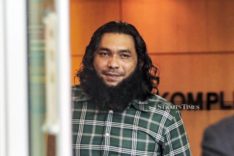 The police are investigating controversial blogger Wan Muhammad Azri Wan Deris, popularly known as Papagomo, for his allegedly “disgraceful” statement against the Prime Minister. NSTP FILE PIC
