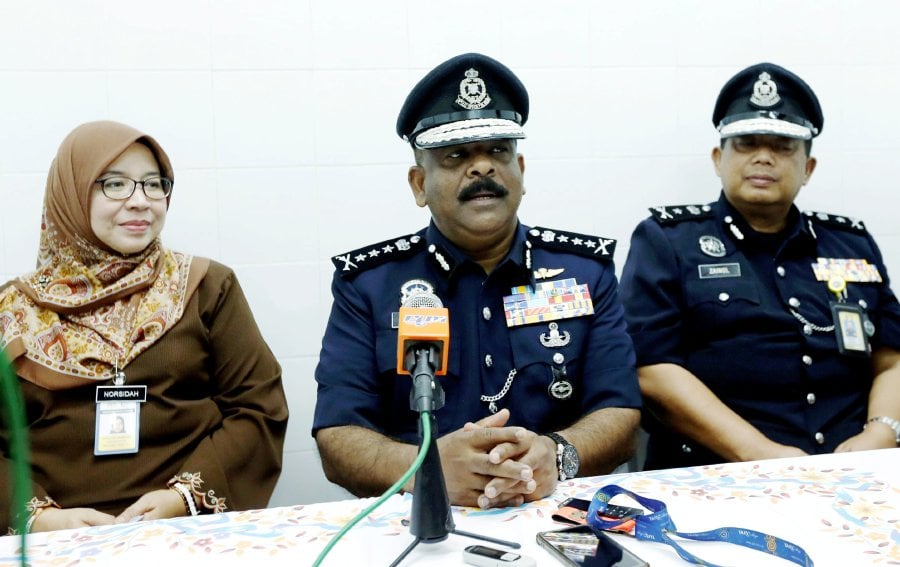  Penang police chief Datuk A. Thaiveegan said voters should refrain from getting involved in unlawful activities that could lead to unrest during the election period. Pix by Ramdzan Masiam