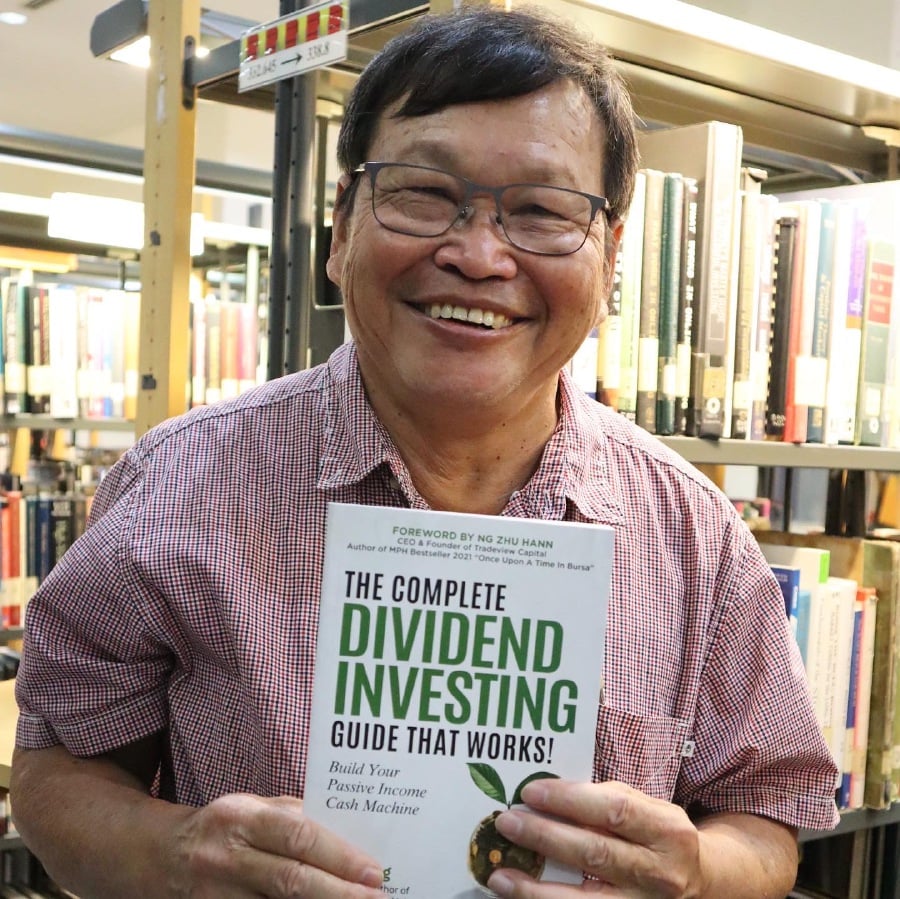  K.C. Chong, the author of three books, says the stock market is still a good place to put your money in due to inflation and the high interest rate.