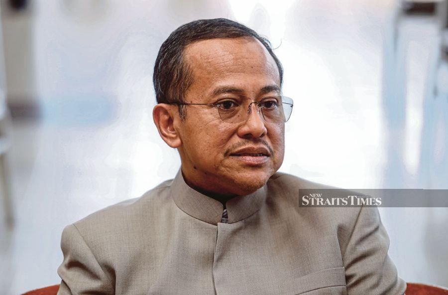 Perikatan Nasional shadow cabinet member for higher education Datuk Seri Dr Ahmad Samsuri Mokhtar wants the government to introduce a fairer and more nationally-focused performance assessment method for public universities. NSTP file pic