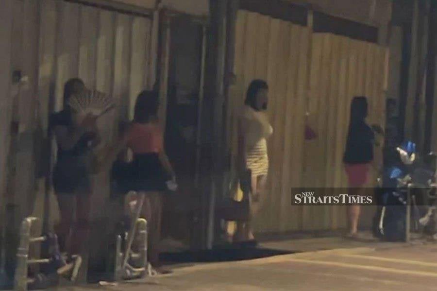 Lorong Haji Taib’s ladies of the night used to be a common sight. Not anymore it seems these days. NSTP FILE PIC