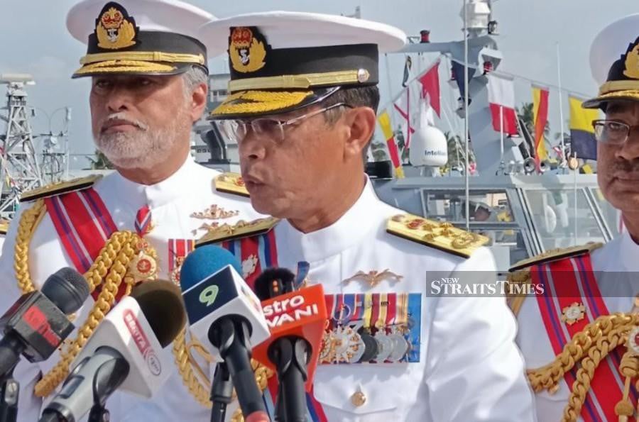 Navy chief Admiral Tan Sri Abdul Rahman Ayob said the graftbusters will be given space to carry out and complete their investigations which saw the arrest of three men yesterday. NSTP/ASROL AWANG