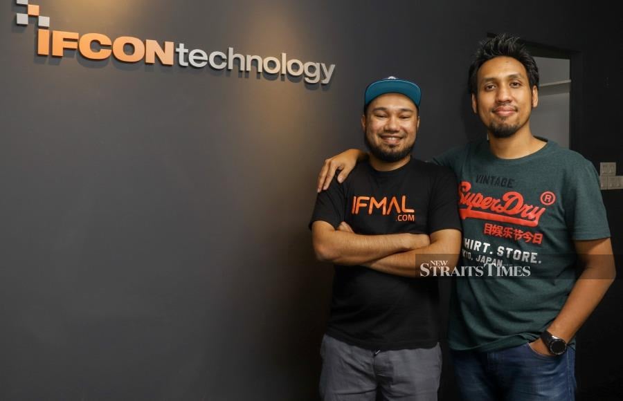 Co-founder of Scrut.my Nik Muhammad Izwan Nik Mohd Kamel (right) and Ahmad Aliff Ahmad Shariffuddin. Pics by Goh Thean Howe