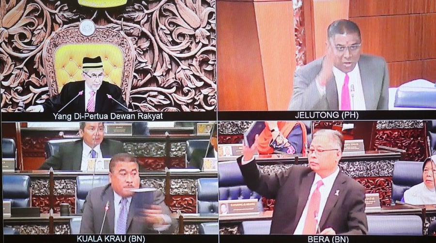 The Dewan Rakyat session turned into a war of words between members of parliament (MPs). Pic by MOHAMAD SHAHRIL BADRI SAALI