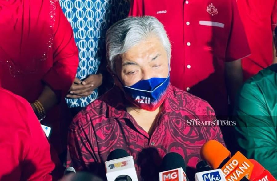 Umno president Datuk Seri Dr Ahmad Zahid Hamidi, as such, urged all quarters, including political analysts, to not speculate on the party’s position in the polls. -NSTP/AMIR MAMAT