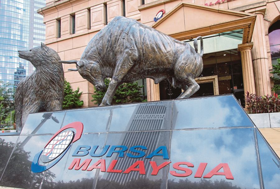 Bursa Malaysia Bhd and the Malaysian and Bruneian chapter of the United Nations Global Compact will work together to come up with sustainability-focused upskillingprogrammes that are specifically designed for the Malaysian marketplace. KHIS/MAHZIR MAT ISA