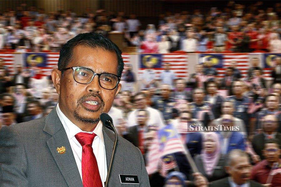 Cuepacs president Datuk Dr Adnan Mat said that even though the government, through the Public Service Department (PSD), has indicated that the SSPA may be completed by the end of this year, Cuepacs wants the salary increase for civil servants to be carried out promptly, without waiting for the system to be ready. NSTP FILE PIC