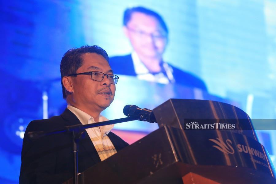 Human Resources deputy minister Mustapha Sakmud said the government’s move to involve GLCs and private companies was to avoid duplication and waste in the implementation of TVET programmes as was agreed at the National TVET Council meeting on Feb 7. -NSTP file pic