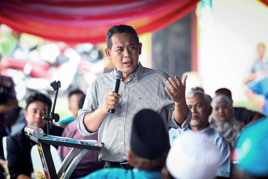 Menteri Besar Aminuddin Harun said the main purpose of the unit was to ensure that any constraints and issues faced by non-Muslims could be addressed more efficiently and properly. (File pix)