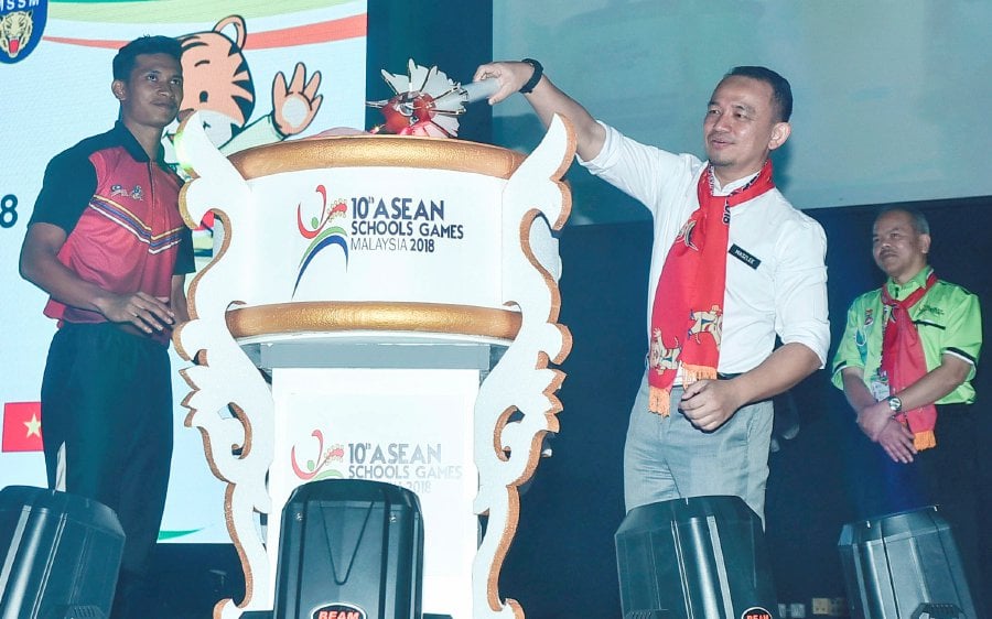 Education Minister Dr Maszlee Malik officiates the opening of the 10th Asean School Games at the Dewan Agung Tuanku Canselor Universiti Teknologi MARA. Pic by MUHAMMAD SULAIMAN