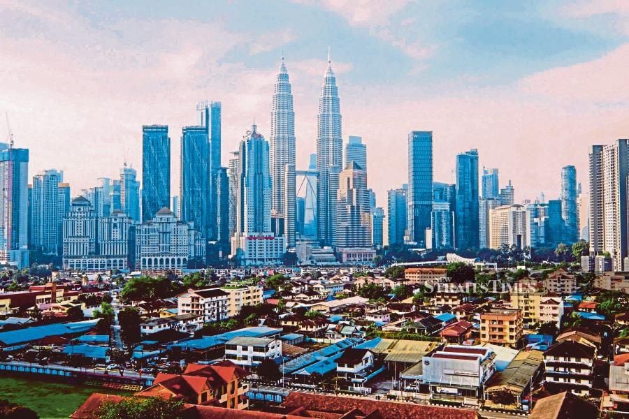 The skyline in Kuala Lumpur, Malaysia. Photographer: Samsul Said/Bloomberg