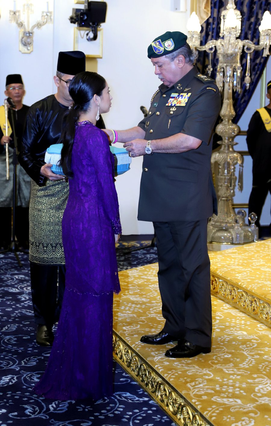 Tunku Tun Aminah Leads Recipients Of Awards Conferred In Conjunction With Johor Sultan S Birthday