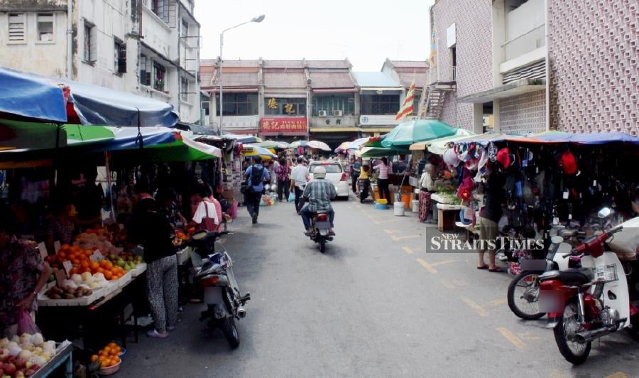 A general view of Jalan Chowrasta Market, which is one the streets targeted by the scammers. - NSTP file pic, for illustration purposes only 