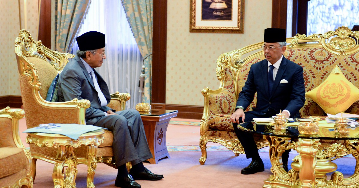 Agong has 'most meaningful' pre-Cabinet audience with PM | New Straits ...