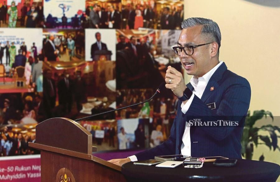 Government spokesman Fahmi Fadzil said the meeting, chaired by Prime Minister Datuk Seri Anwar Ibrahim, would be attended by the Johor Menteri Besar and various other ministries. NSTP/MOHD FADLI HAMZAH