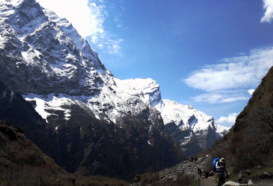 Sherpas recover body of Malaysian Climber