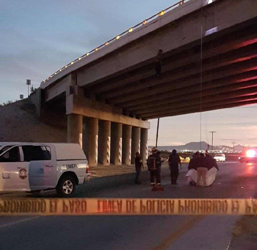 6 bodies found hanging from bridges in mexico tourism hotspot