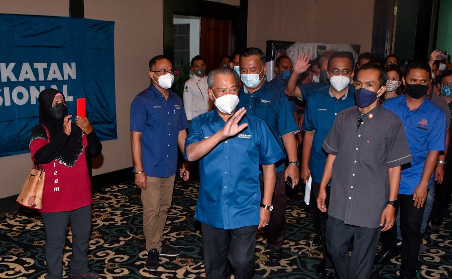 PN chairman Tan Sri Muhyiddin Yassin said he had directed that negotiations among the parties in the coalition, including Pas and Gerakan, be held immediately. -BERNAMA PIC