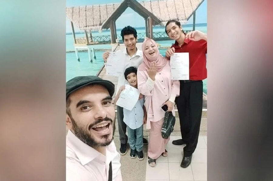 Singer Azura Aziz, 51, and her husband Cheb Ali Masrawi, 51, expressed their gratitude to the government for granting Malaysian citizenship to their three children on Jan 22.